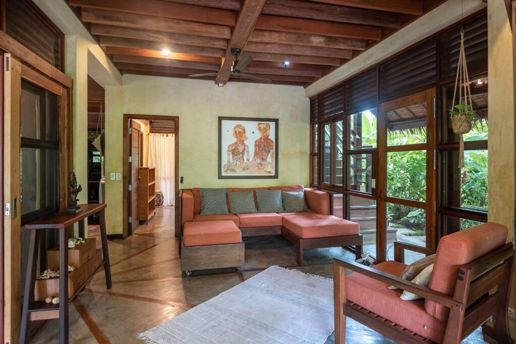 Alaia Hideaway Villa General Luna  Eksteriør billede