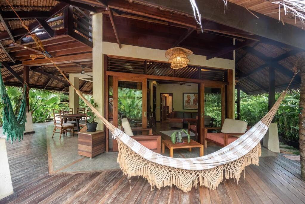 Alaia Hideaway Villa General Luna  Eksteriør billede