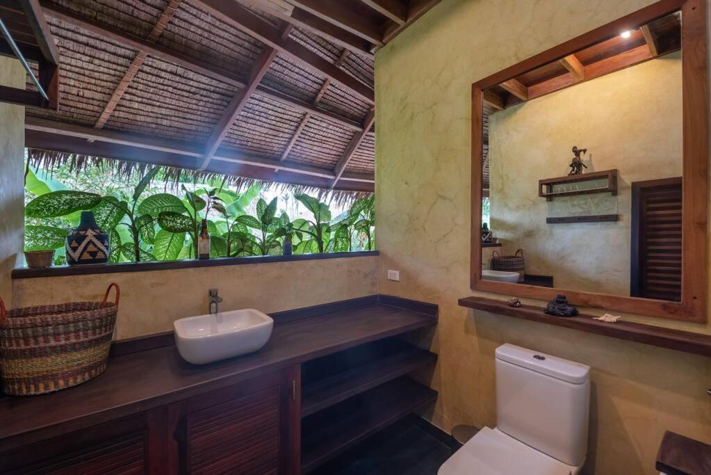 Alaia Hideaway Villa General Luna  Eksteriør billede